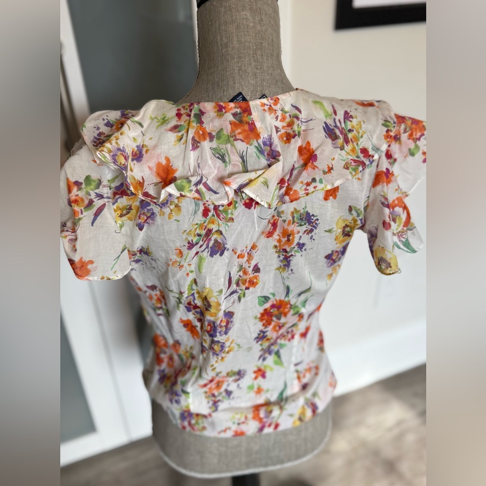 Floral Ruffle Blouse- like new - Picture 3 of 4